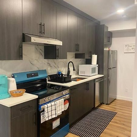 Pebbles' Cozy 2Bed Basement Suite - Near Downtown Edmonton Exterior foto